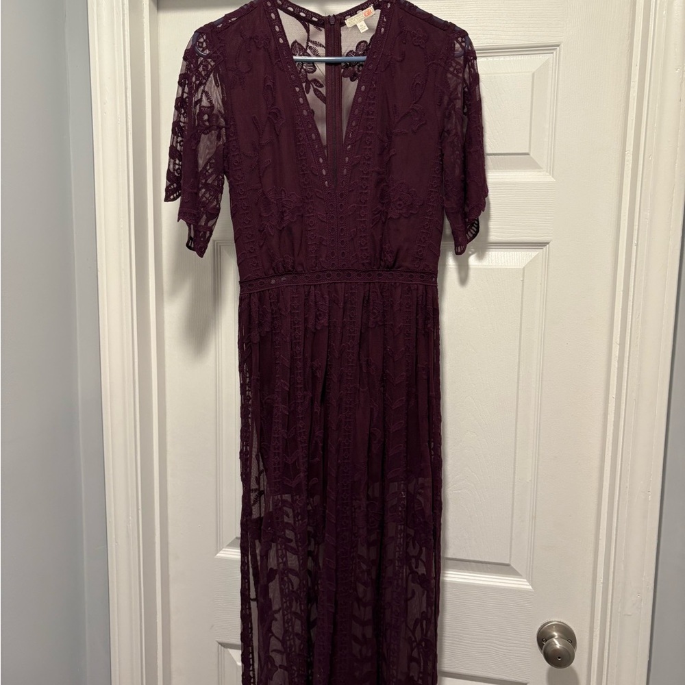 Elegant Burgundy Lace Dress
